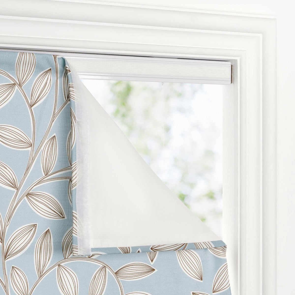 Fronde Leaf Pattern Custom Roman Shades