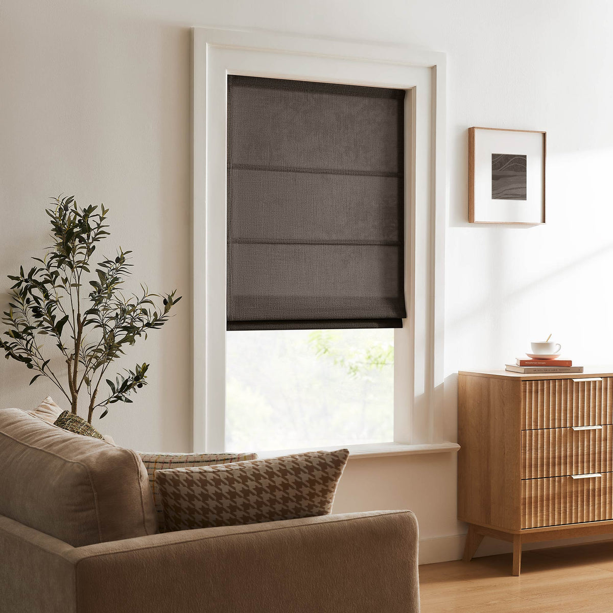 Lesley Custom Linen Roman Shades