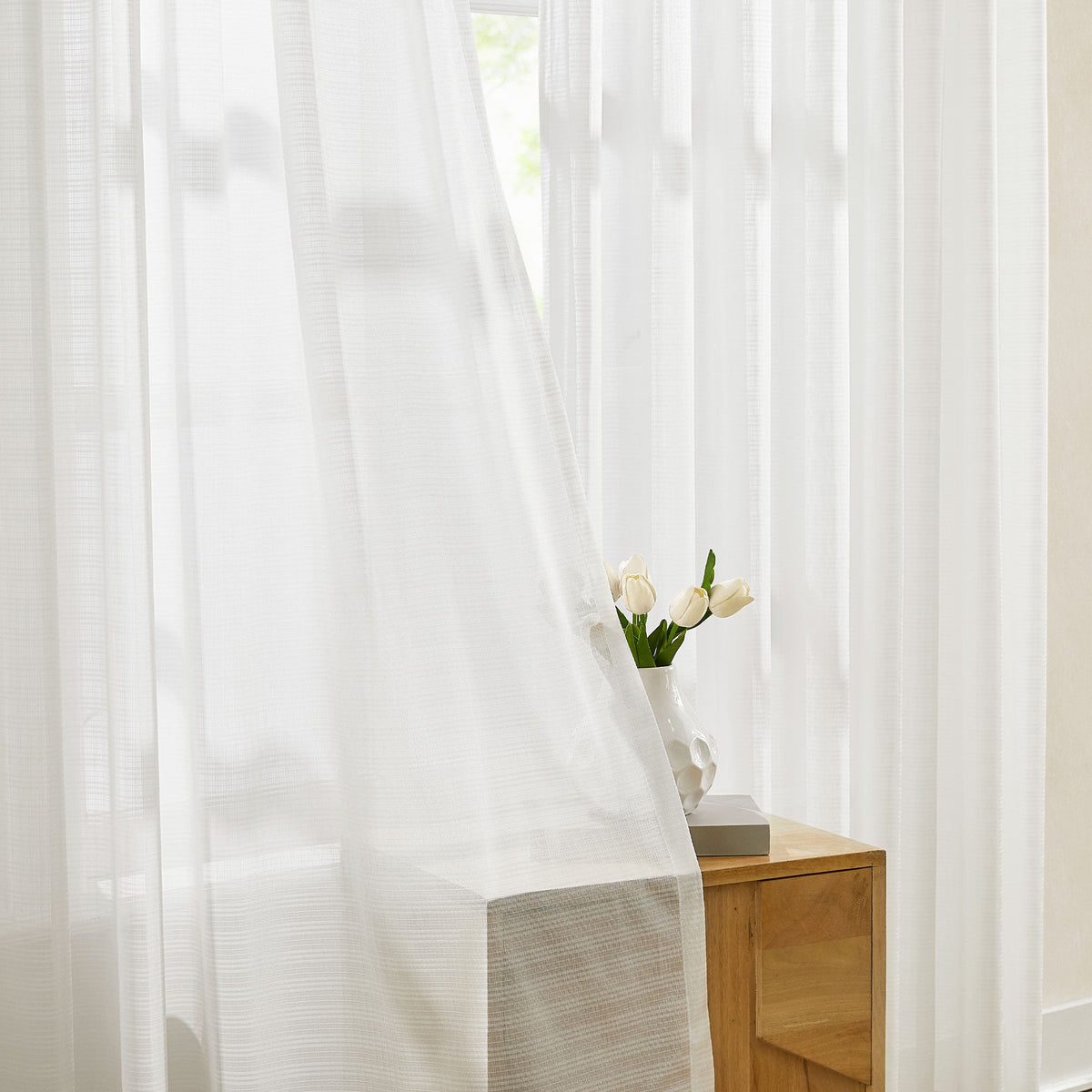 Tom Durable Scratch Resistant Sheer Curtains