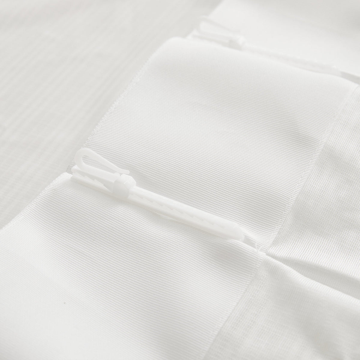 Tom Durable Scratch Resistant Sheer Curtains